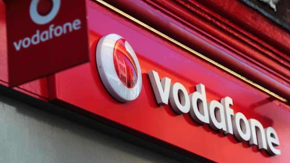 Vodafone offers 84GB of data, unlimited calling for new prepaid customers at Rs 445