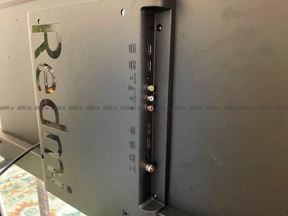 Redmi smart tv 43 has 2 HDMI ports and 2 USB ports