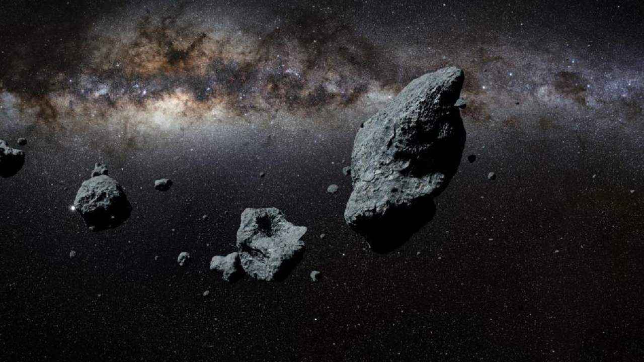 Large ‘Potentially Hazardous’ asteroid to zoom by Earth this weekend