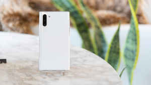 2019 के Best Smartphones में क्या है ख़ास