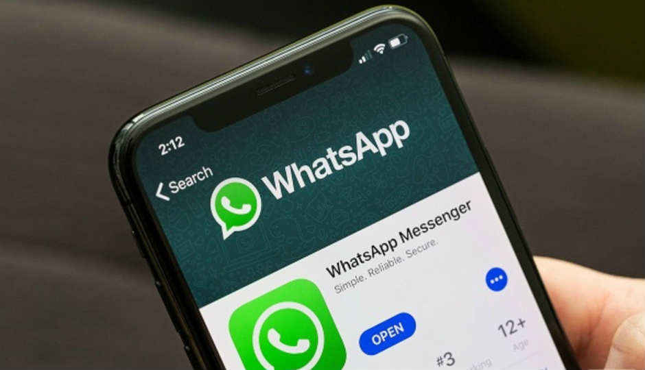 क्या Whatsapp दिखा रहा है रेड टिक? जानें ख़बर की सच्चाई
