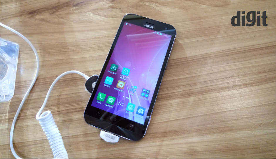 Asus Zenfone Zoom: In Pictures