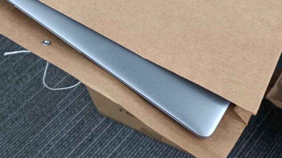 Realme’s laptop teaser hints at a thin & light notebook similar to the MacBook Air