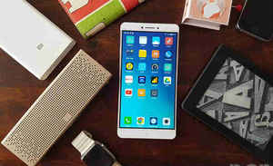 20 వేల లోపే బెస్ట్ ఫీచర్స్ అండ్ పెర్ఫార్మన్స్ గల స్మార్ట్ ఫోన్స్ .