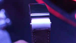 Huawei Talkband B2, Huawei Watch W1: First Look