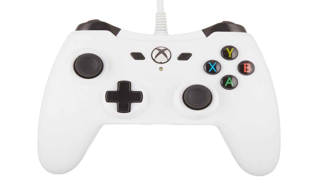 Wired controllers for the Xbox One