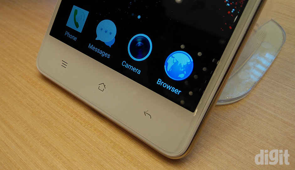 In Pictures: Oppo F1 In Pictures: Oppo F1