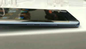 Xiaomi Mi MIX and Mi Note 2: In Pictures