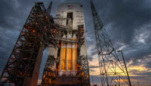 In Pictures: Delta IV Heavy's beautiful launch on a secret mission