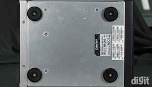 QNAP TVS-471 Turbo vNAS Unboxing