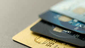 தினுசு தினுசா  திருடுறாங்கப்பா இந்த ஹேக்கர்ஸ், எப்படினு கொஞ்சம் நீங்களும் தெரிஞ்சிக்கோங்க.