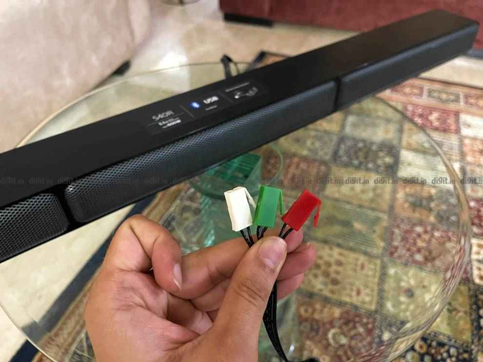 Sony HT-S40R bar connectivity.