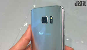 Samsung Galaxy S7 and S7 Edge: In Pictures