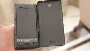 माइक्रोसॉफ्ट लुमिया 430 की पहली झलक