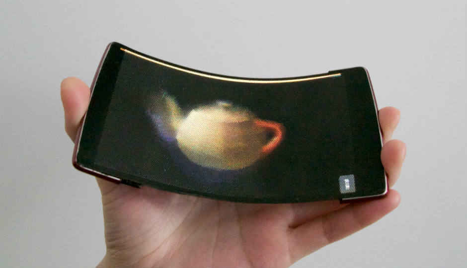 Researchers develop flexible smartphone with holographic display