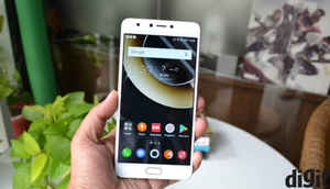 ఫ్లిప్కార్ట్ లో ఈరోజు ఈ స్మార్ట్ ఫోన్స్ మరియు హెడ్ ఫోన్స్ ఫై భారీ ఆఫర్స్ .