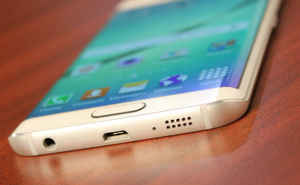 ఫింగర్ ప్రింట్ సెన్సార్ తో వస్తున్న ఉత్తమ స్మార్ట్ ఫోన్స్ లిస్ట్