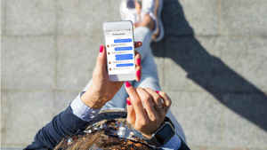 Facebook யில் உங்களை கண்காணிக்கும் நபர் யார் என்று தெரிந்து கொள்ள இதை செய்ங்க.