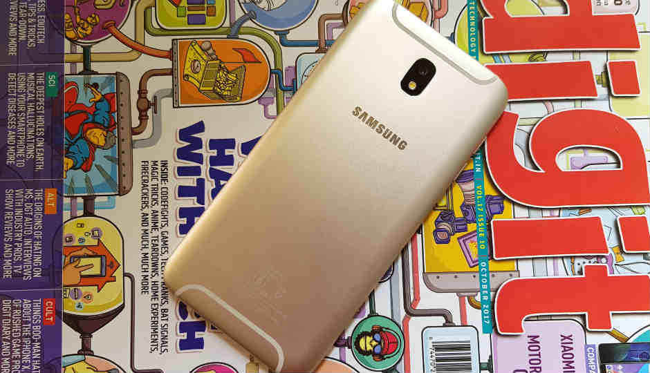 3600mAH की बैटरी से लैस Samsung Galaxy J7 Pro पर मिल रहा है डिस्काउंट