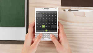 10 कमाल के स्मार्टफोंस जो आते हैं शानदार बैटरी पैक्स के साथ