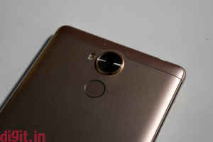 10 వేల  లోపు దొరికే బెస్ట్ స్మార్ట్ ఫోన్స్ ఇవే.