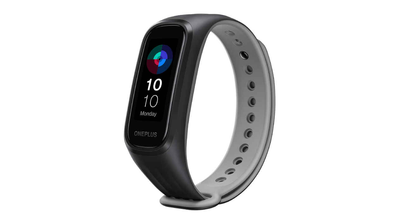 Track every calorie with these top activity trackers