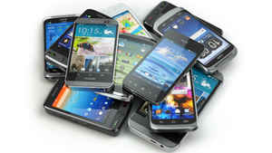 இருக்கும் இடம் தெரியாமல் காணாமல் போன அந்த 13 இந்திய மொபைல் போன்கள்.