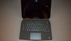 Unboxing Alienware 13 Gaming Laptop