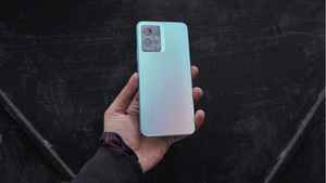 இந்த மூன்று 5G ஸ்மார்ட்போன்களில் எது பெஸ்ட்மற்றும் இதில் என்ன சிறப்பு