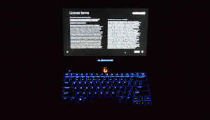 Unboxing Alienware 13 Gaming Laptop