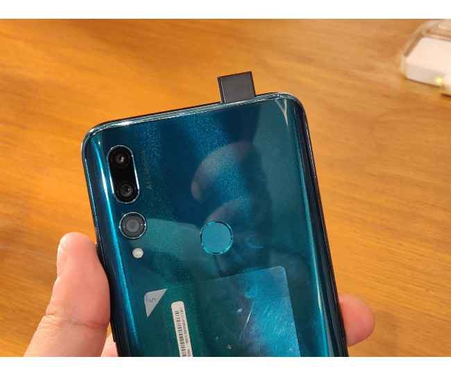 HUAWEI Y9 PRIME 2019  இன்று முதல் விற்பனை மற்றும் பல அசத்தலான ஆபர்கள்.