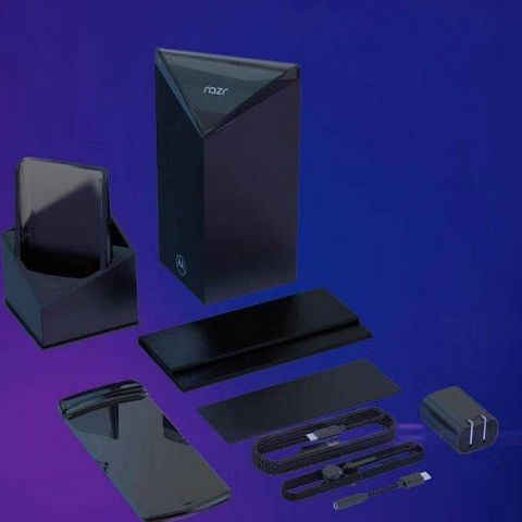 Motorola RAZR के रिटेल पैक से हुआ फोल्डेबल डिस्प्ले डिज़ाइन का खुलासा