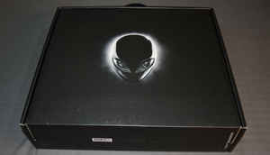 Unboxing Alienware 13 Gaming Laptop