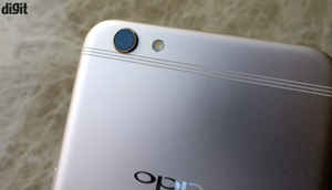 Oppo R9s: In Pictures