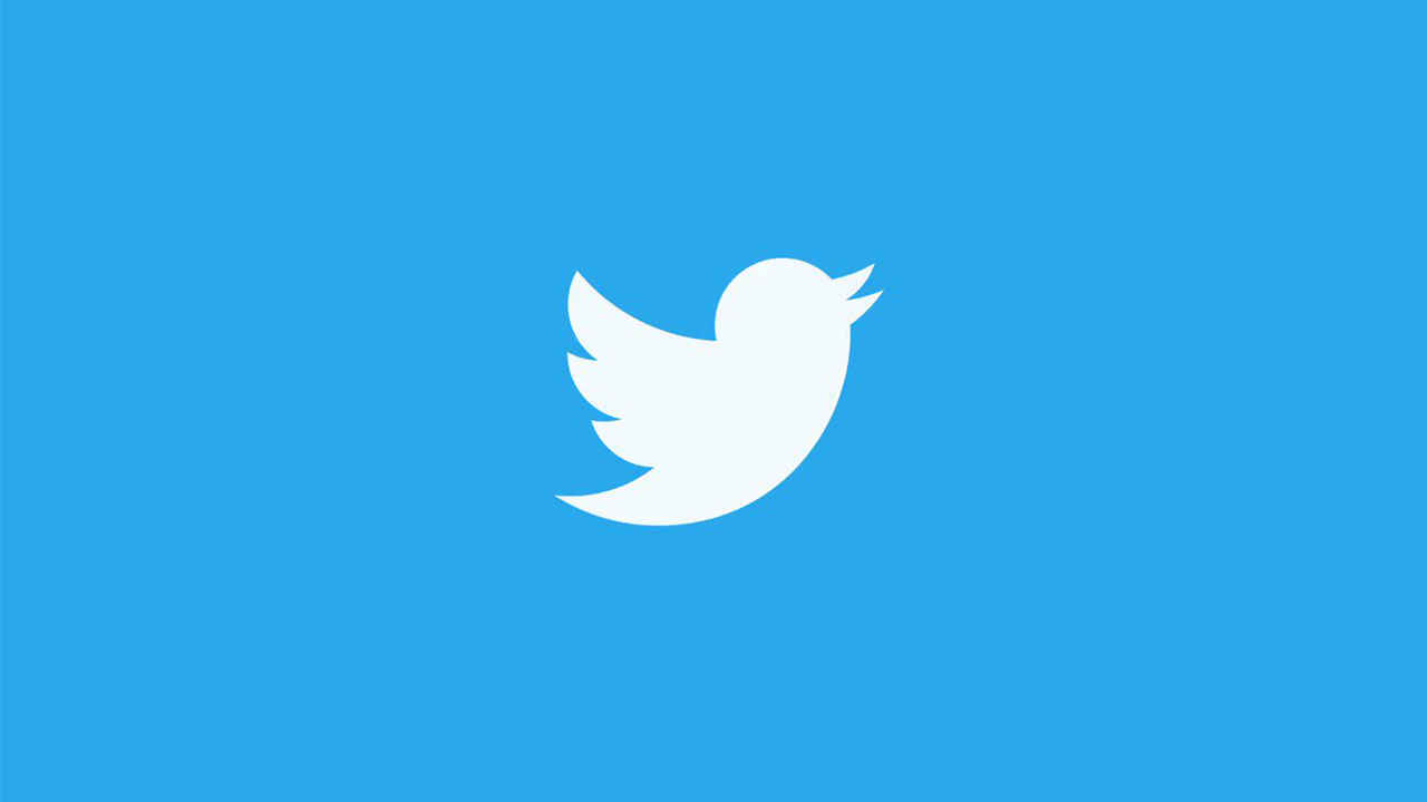 Twitter’s new update allows pinning up to six conversations direct messages
