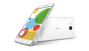 Best smartphones with wide aperture and large camera sensors