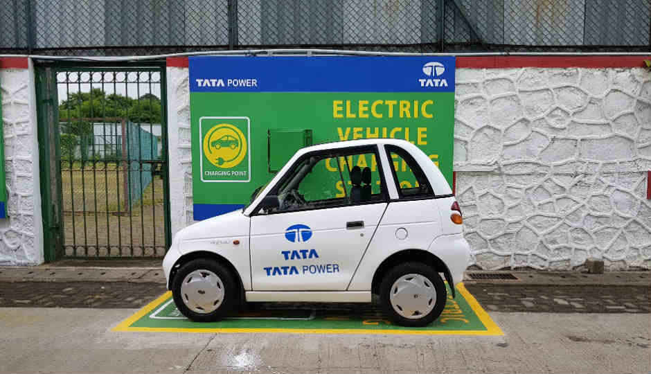 Tata Power sets up two new electric car charging stations in Mumb... Tata Power sets up two new electric car charging stations in Mumb...