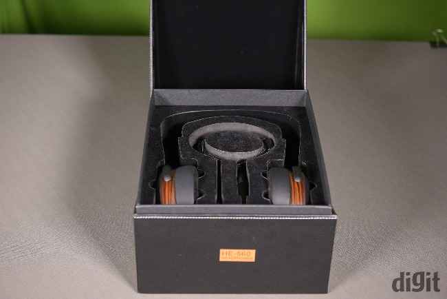 HIFIMAN HE560