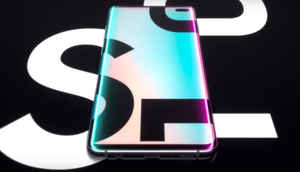 Samsung Galaxy S10 सीरीज को करीब से जानें इन तस्वीरों से...