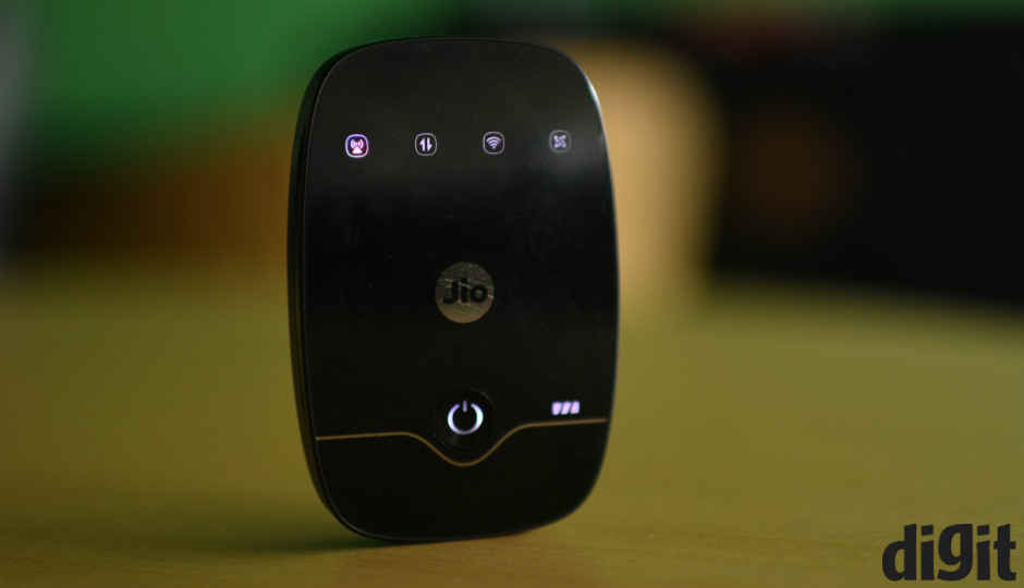 రిలయన్స్ LTE JioFi WiFi హాట్ స్పాట్ రివ్యూ అండ్ టోటల్ ఇన్ఫర్మేషన్