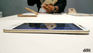 Say hello to the Moto Z and its modular friends