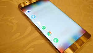 सैमसंग गैलेक्सी S6 एज प्लस की पहली झलक