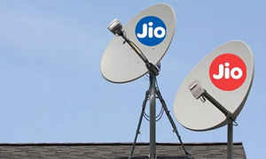JIO  త్వరలో లాప్టాప్ ప్రవేశపెట్టనుంది.