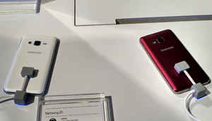 Hands On: Samsung Z1 (Tizen)