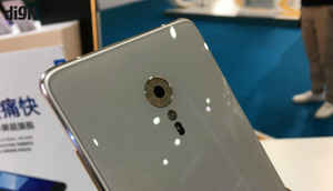 Lenovo ZUK Z2 and Z2 Pro: In Pictures