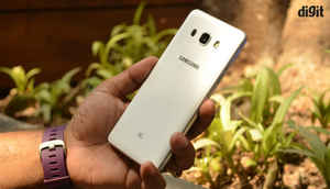 Samsung Galaxy J5, J7 (2016): In Pictures