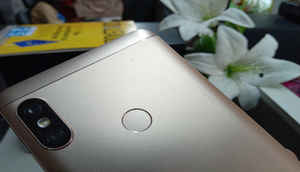 பெரிய பேட்டரி உடன் வரும்  ஸ்மார்ட்போன்களை பற்றி பார்ப்போம் வாருங்கள்