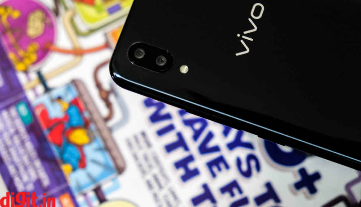 जानिये दुनिया के पहले अंडर-डिस्प्ले स्मार्टफोन Vivo X21 के बारे में...