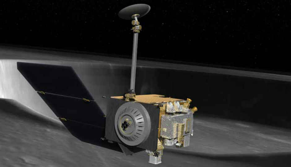 NASA’s Orbiter observes water molecules moving around the Moon
