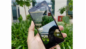 సెల్ఫీ ని మరింత అద్భుతంగా  తీర్చిదిద్దటానికి  భారత్ లో లాంచ్ అయిన Nokia 8, డ్యూయల్ కెమెరా సెటప్ తో